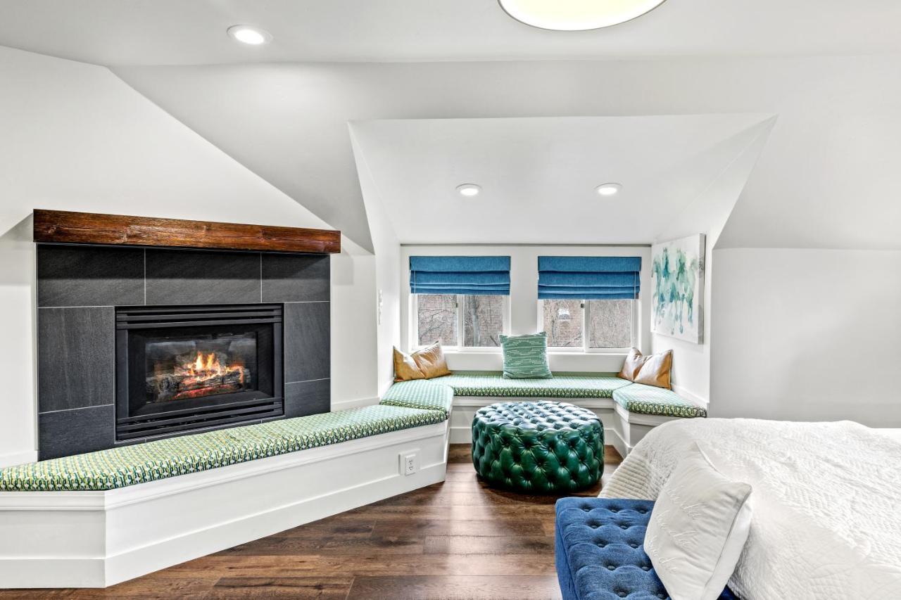 Bespoke Inn פלאגסטאף מראה חיצוני תמונה
